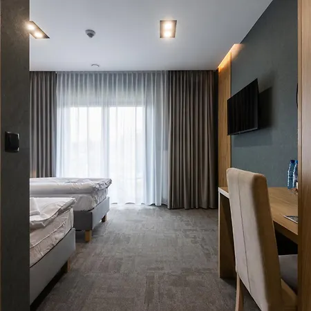 Hotel Przystan Marywil Zarki
