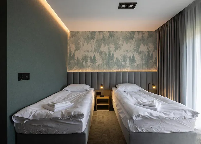 Przystan Marywil Hotel Zarki